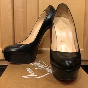 Authentic Louboutin pumps matte leather (6.5 fit)